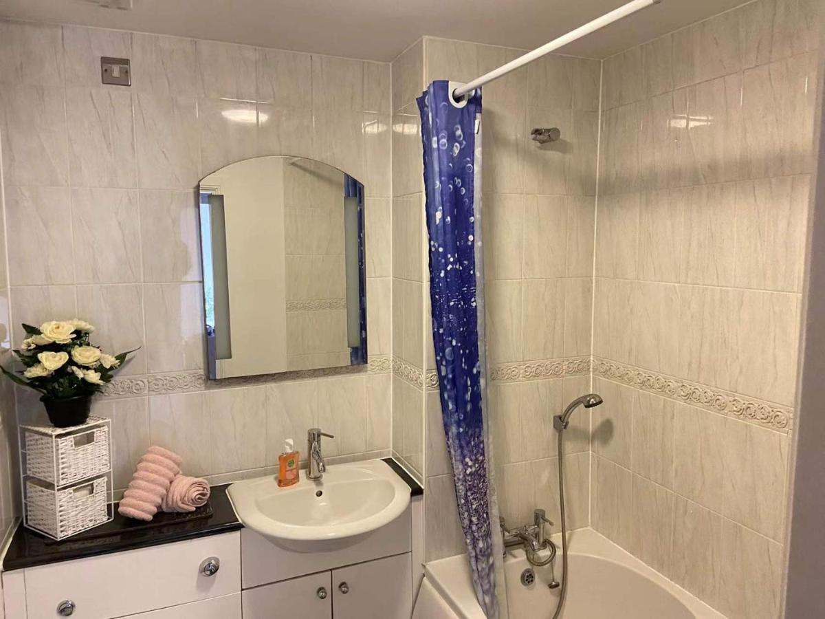 Beach Front Apt With Stunning Sea View Swansea Eksteriør bilde