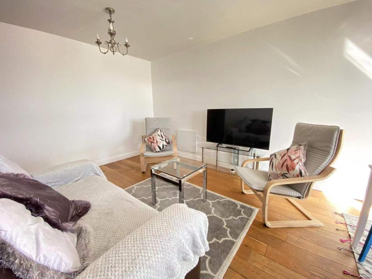 Beach Front Apt With Stunning Sea View Swansea Eksteriør bilde